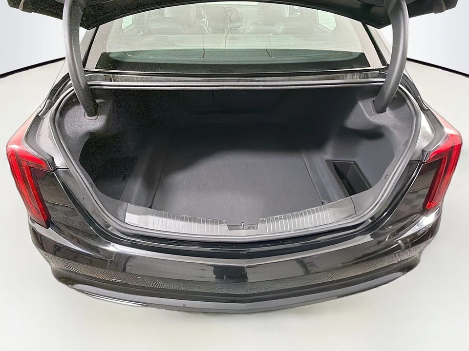 2025 Cadillac CT5 - Image 30 of 31