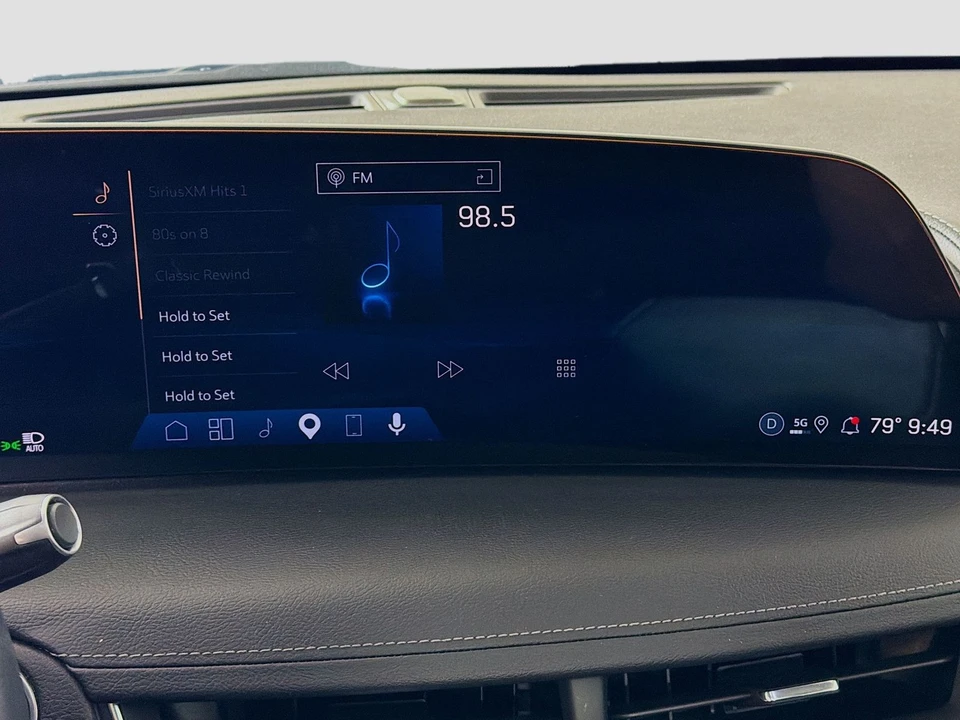 2025 Cadillac CT5 - Image 23 of 31