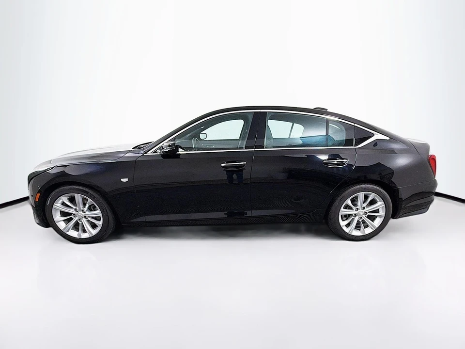 2025 Cadillac CT5 - Image 5 of 31