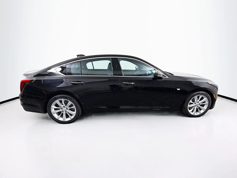 2025 Cadillac CT5 - Image 9 of 31