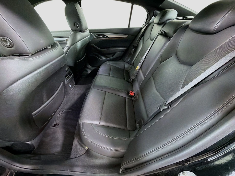 2025 Cadillac CT5 - Image 26 of 31