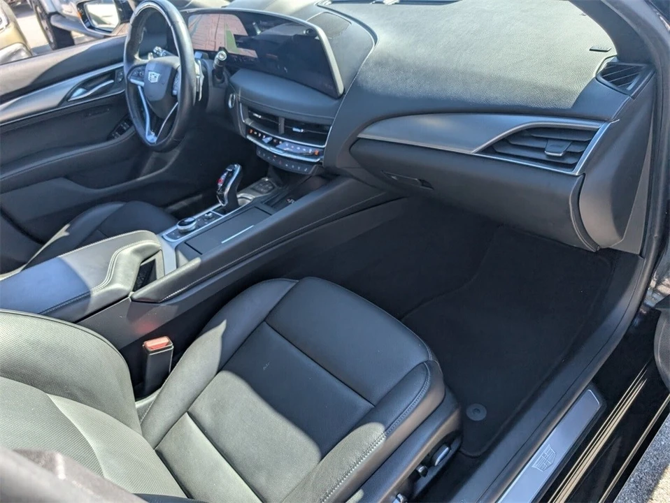 2025 Cadillac CT5 - Image 17 of 21