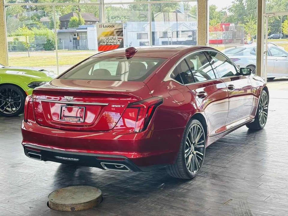 2025 Cadillac CT5 - Image 7 of 31