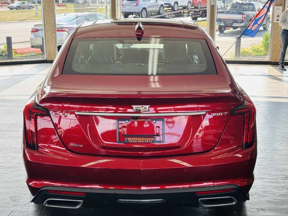 2025 Cadillac CT5 - Image 8 of 31