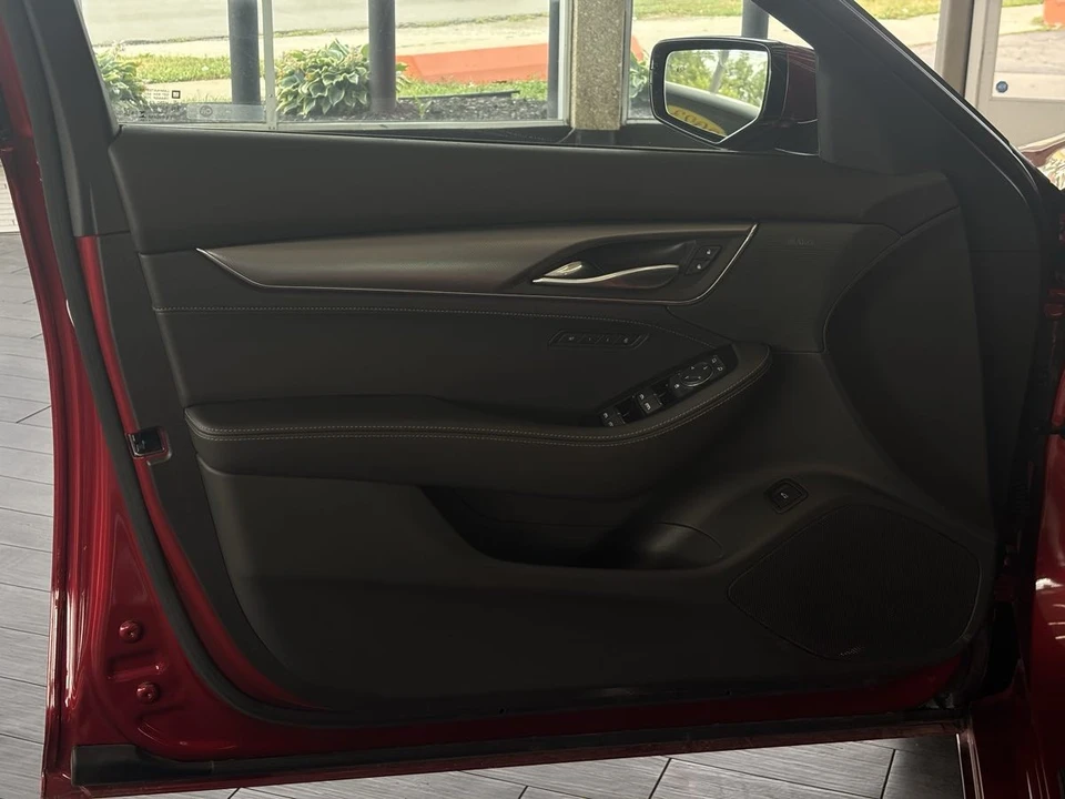 2025 Cadillac CT5 - Image 31 of 31
