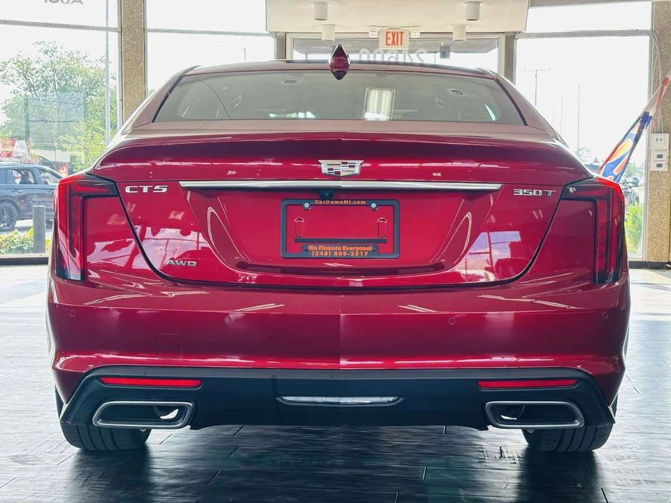 2025 Cadillac CT5 - Image 11 of 31