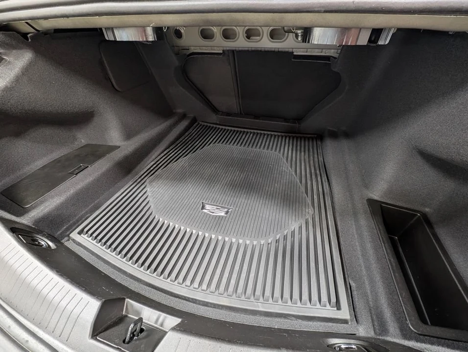 2025 Cadillac CT5 - Image 21 of 28