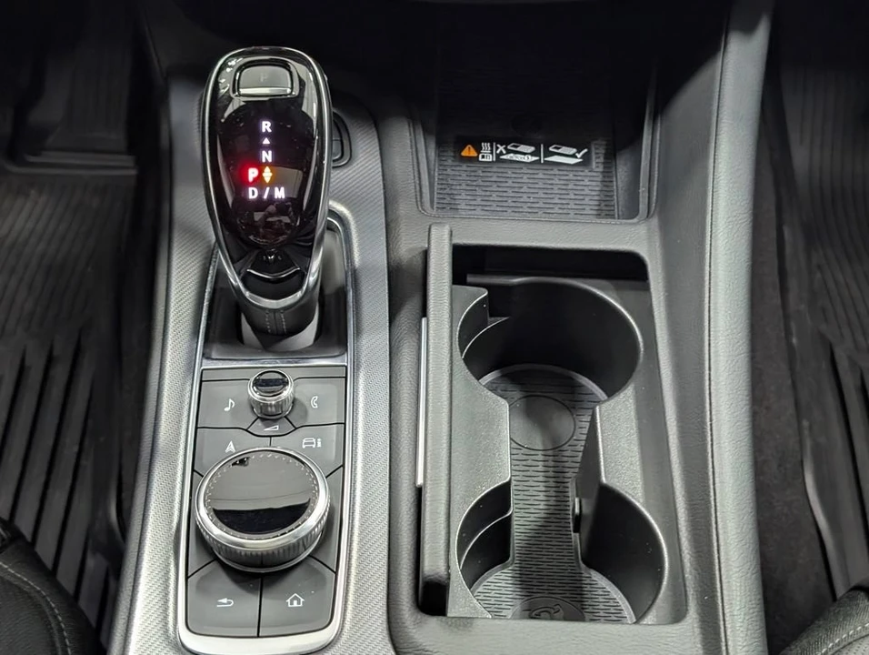 2025 Cadillac CT5 - Image 7 of 28