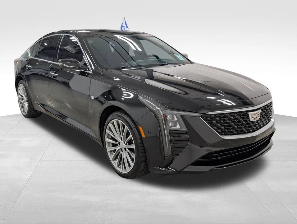 2025 Cadillac CT5 - Image 19 of 28