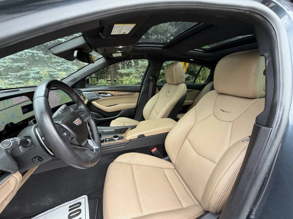 2025 Cadillac CT5 - Image 18 of 24