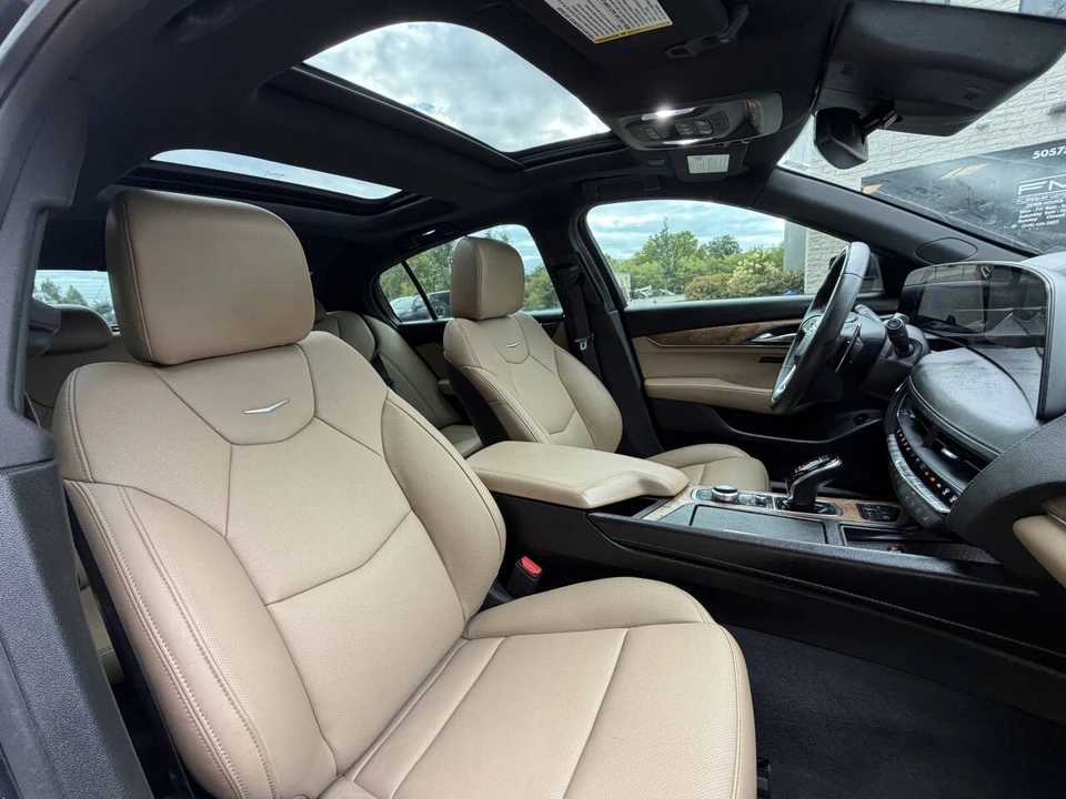2025 Cadillac CT5 - Image 17 of 24