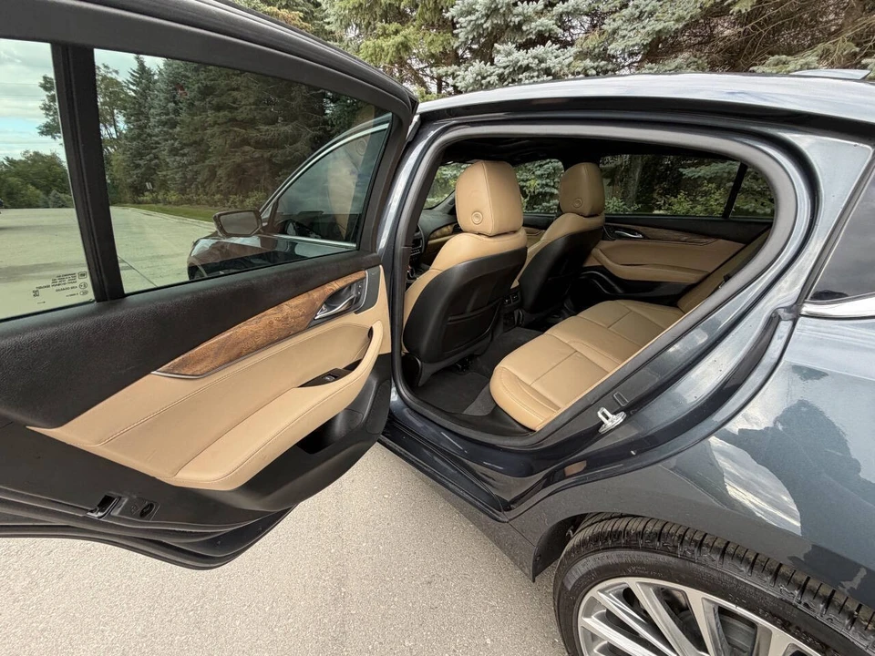 2025 Cadillac CT5 - Image 14 of 24