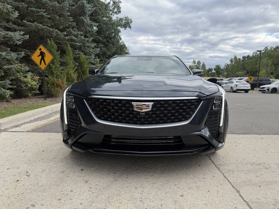 2025 Cadillac CT5 - Image 4 of 24