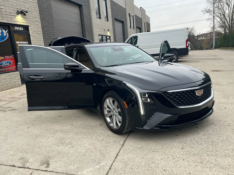 2025 Cadillac CT5 - Image 15 of 21