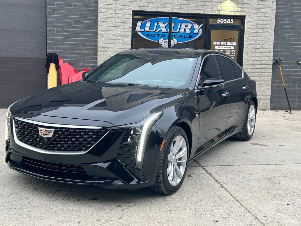 2025 Cadillac CT5 - Image 3 of 21