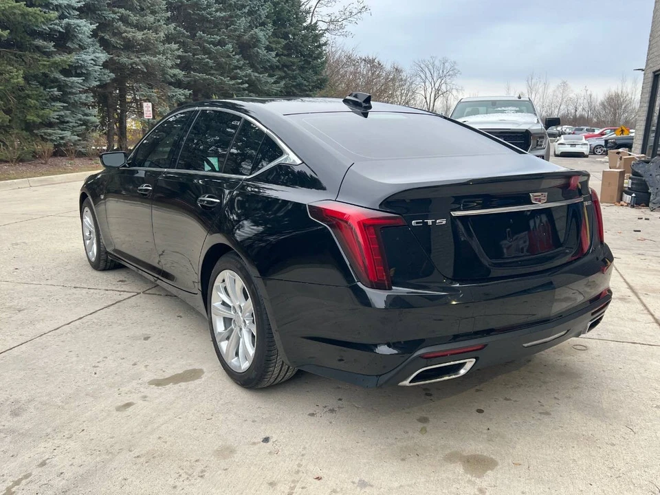 2025 Cadillac CT5 - Image 8 of 21