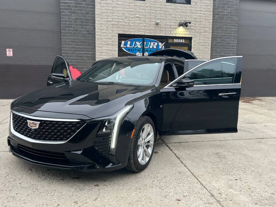 2025 Cadillac CT5 - Image 13 of 21