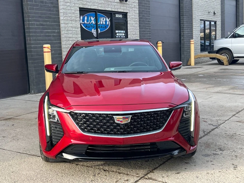 2025 Cadillac CT5 - Image 3 of 21