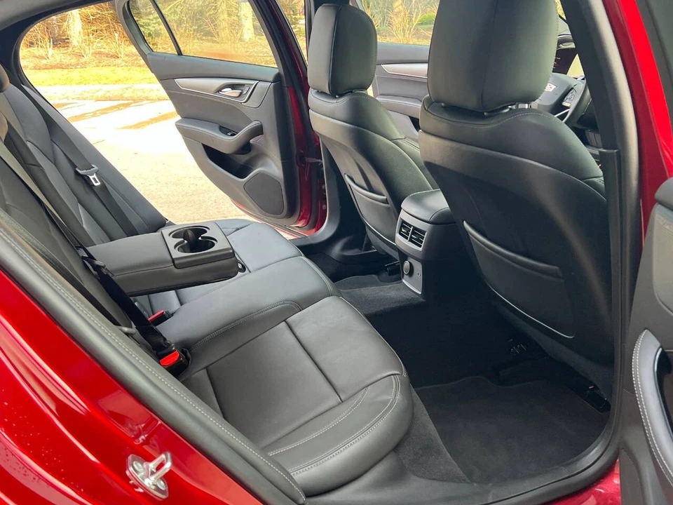 2025 Cadillac CT5 - Image 18 of 21