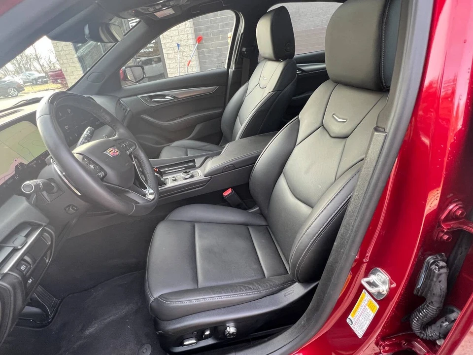 2025 Cadillac CT5 - Image 20 of 21