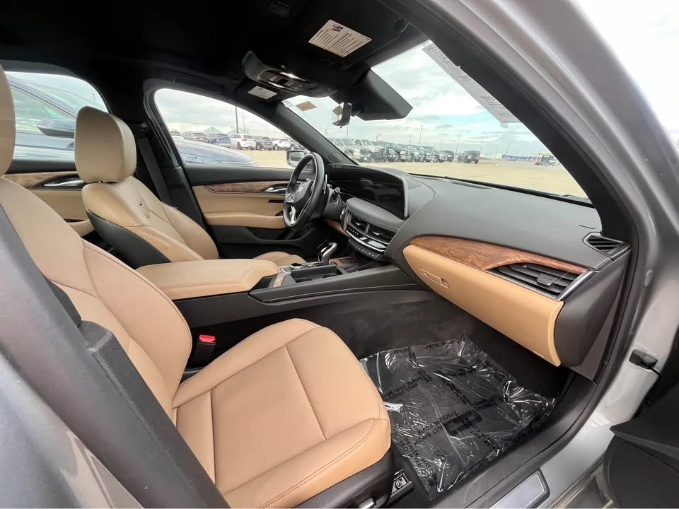 2025 Cadillac CT5 - Image 5 of 7