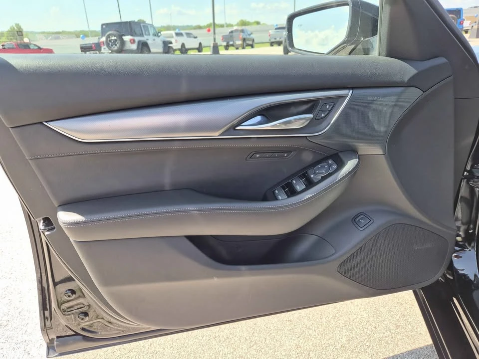 2025 Cadillac CT5 - Image 9 of 20
