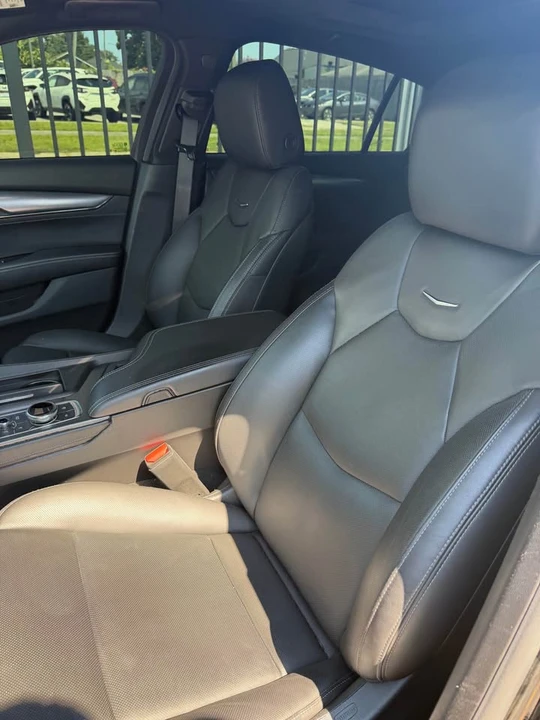 2025 Cadillac CT5 - Image 6 of 11