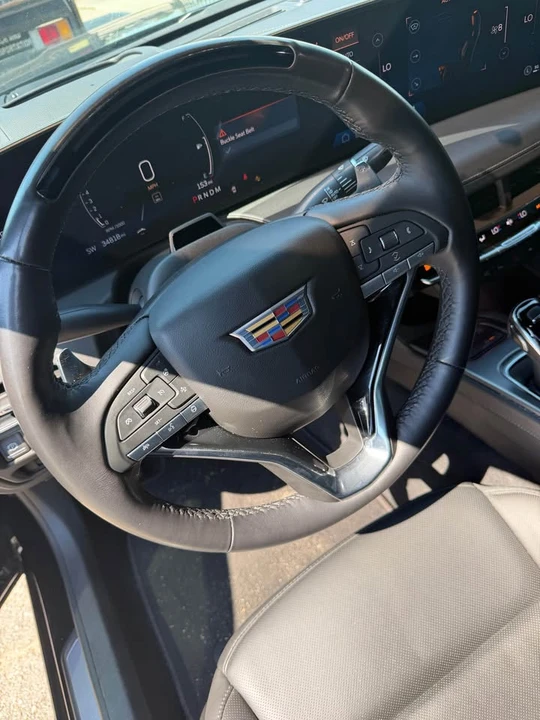 2025 Cadillac CT5 - Image 7 of 11