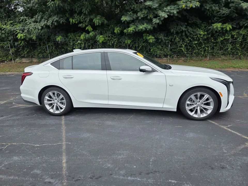 2025 Cadillac CT5 - Image 3 of 13