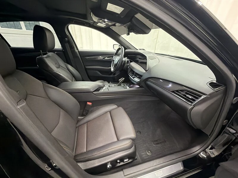 2025 Cadillac CT5 - Image 13 of 16