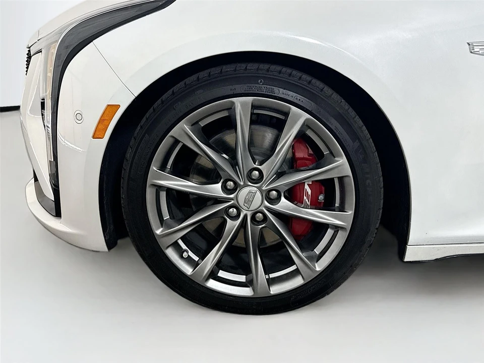 2025 Cadillac CT5 - Image 13 of 14