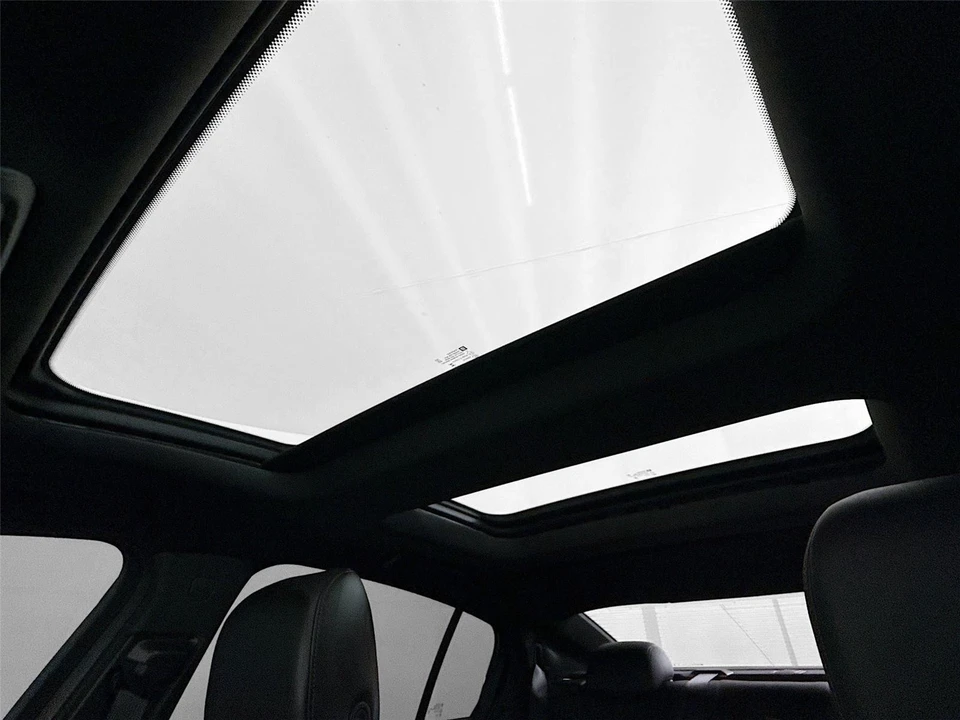 2025 Cadillac CT5 - Image 20 of 21