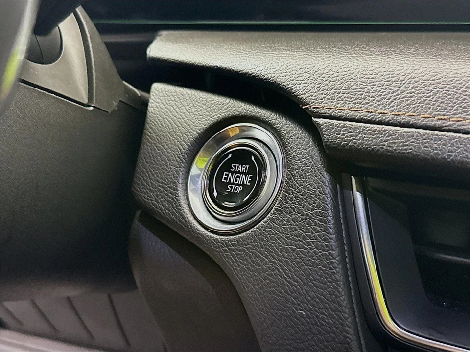 2025 Cadillac CT5 - Image 11 of 21