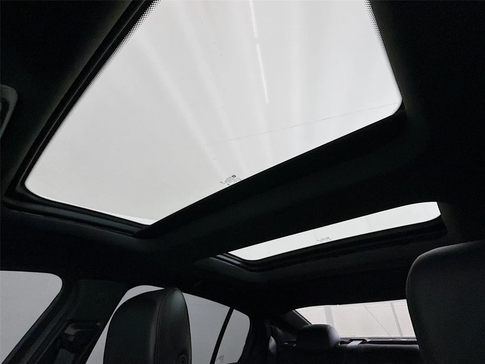 2025 Cadillac CT5 - Image 20 of 21