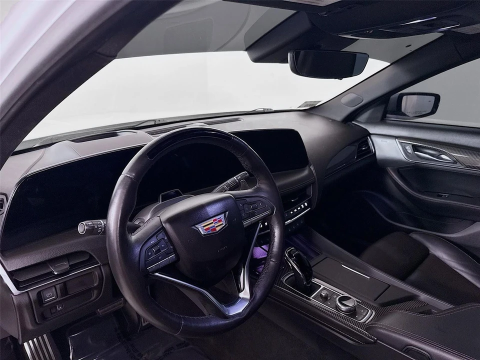 2025 Cadillac CT5 - Image 9 of 21