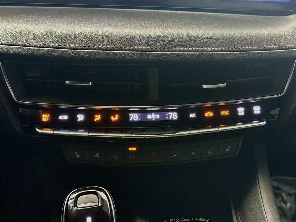 2025 Cadillac CT5 - Image 15 of 21