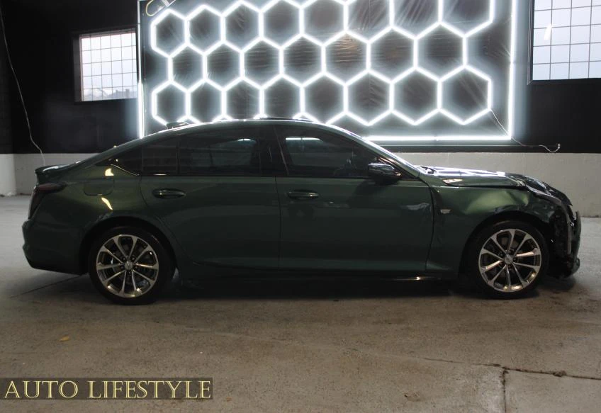 2025 Cadillac CT5 - Image 10 of 21