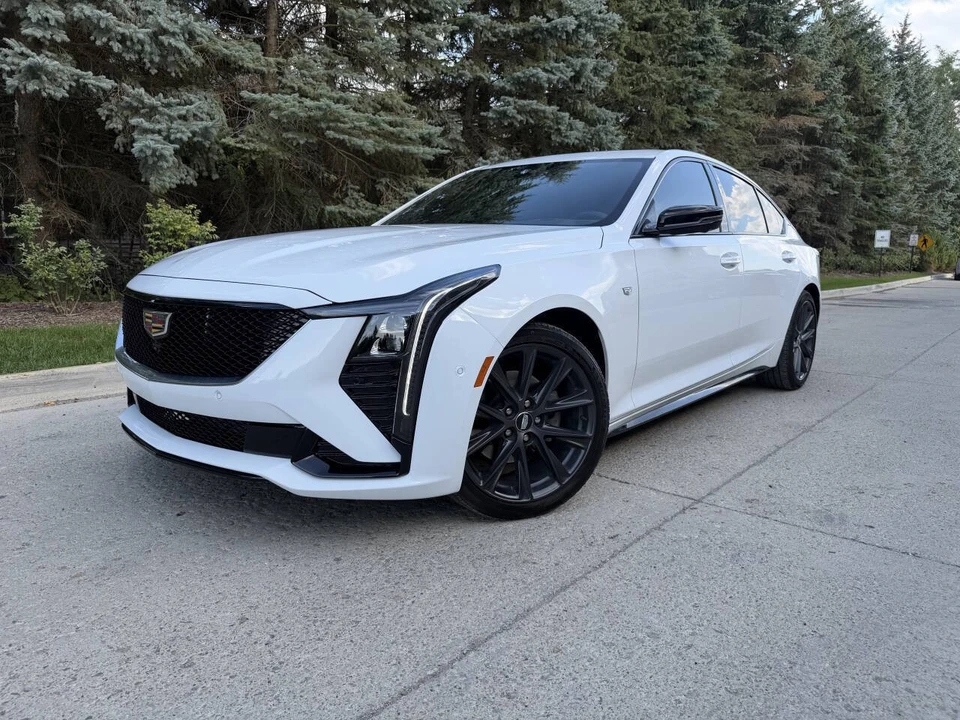 2025 Cadillac CT5 - Image 8 of 22