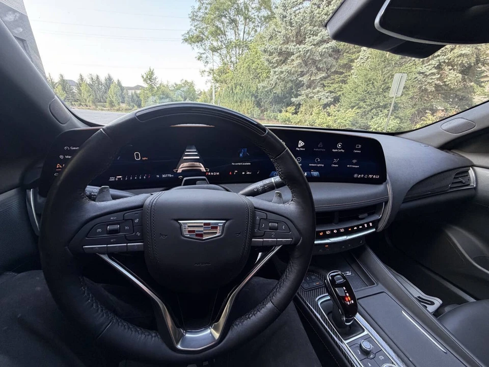2025 Cadillac CT5 - Image 19 of 22