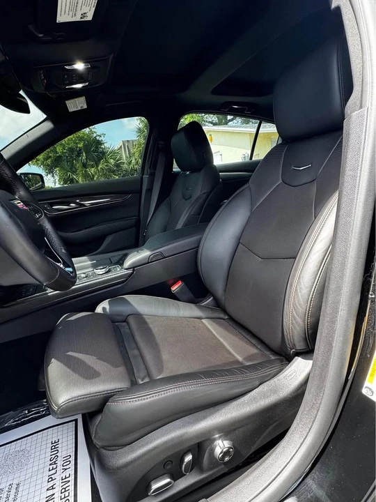 2025 Cadillac CT5 - Image 5 of 10