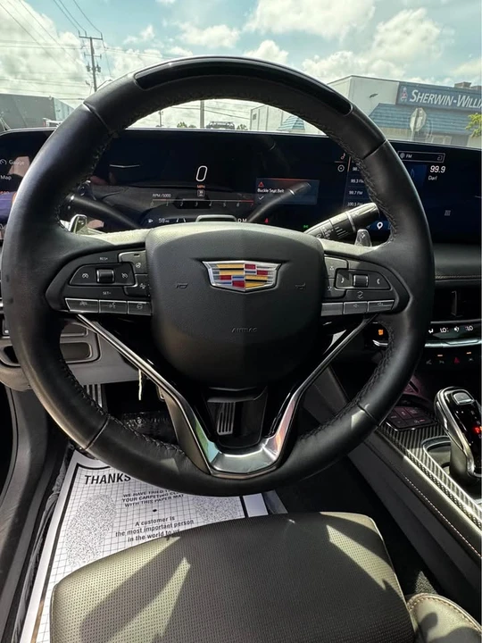 2025 Cadillac CT5 - Image 4 of 10