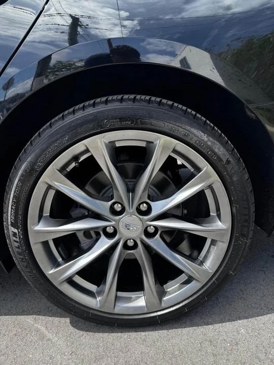 2025 Cadillac CT5 - Image 3 of 10