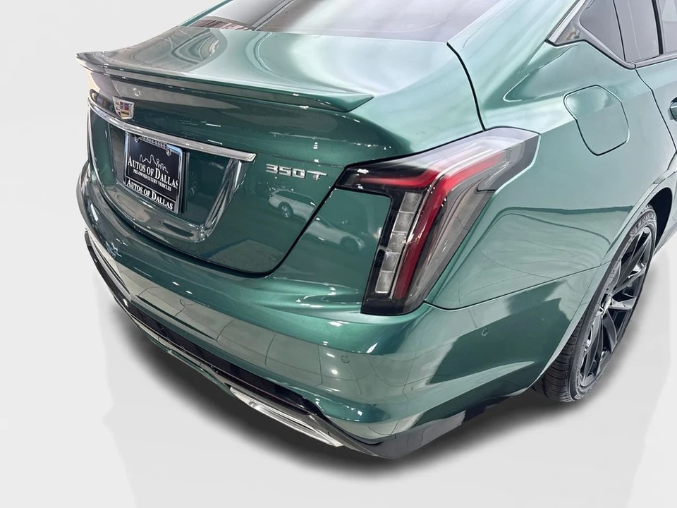 2025 Cadillac CT5 - Image 18 of 21
