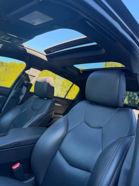 2025 Cadillac CT5 - Image 10 of 10