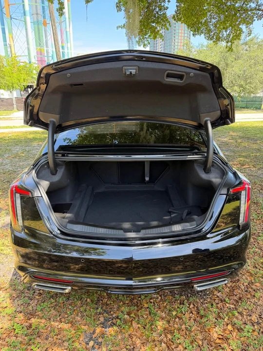 2025 Cadillac CT5 - Image 10 of 19