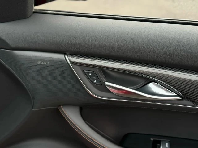 2025 Cadillac CT5 - Image 14 of 21
