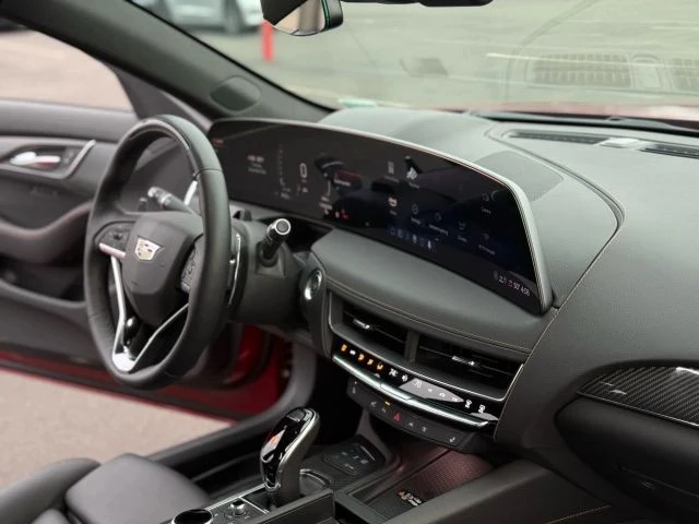 2025 Cadillac CT5 - Image 15 of 21
