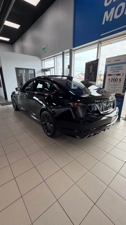 2025 Cadillac CT5-V - Image 4 of 9