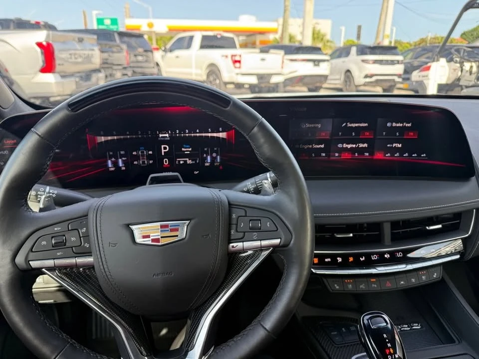 2025 Cadillac CT5-V - Image 19 of 20
