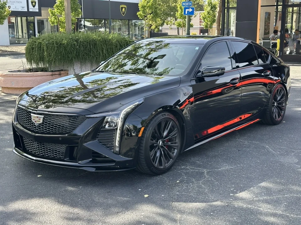 2025 Cadillac CT5-V - Image 4 of 28